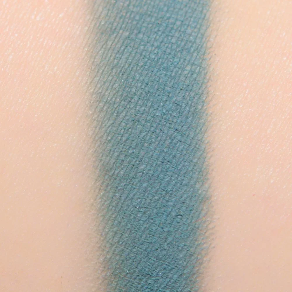 MAC GOOD JEANS eyeshadow NIB Powder Kiss spring summer festival
